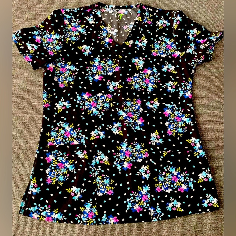 Small Scrub Top